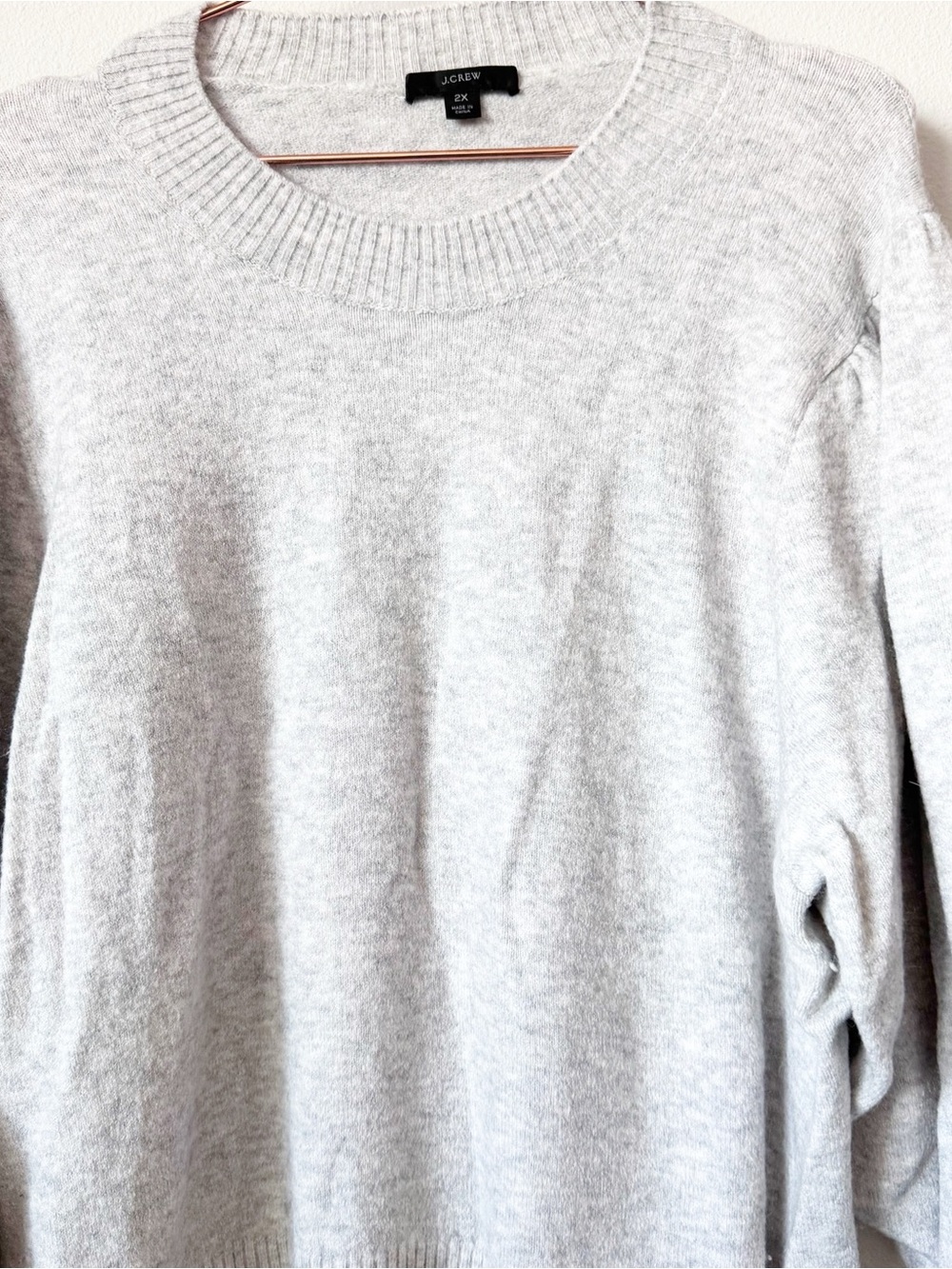 J. Crew  Puff-sleeve crewneck sweater- Light Gray Heather - Picture 2 of 9